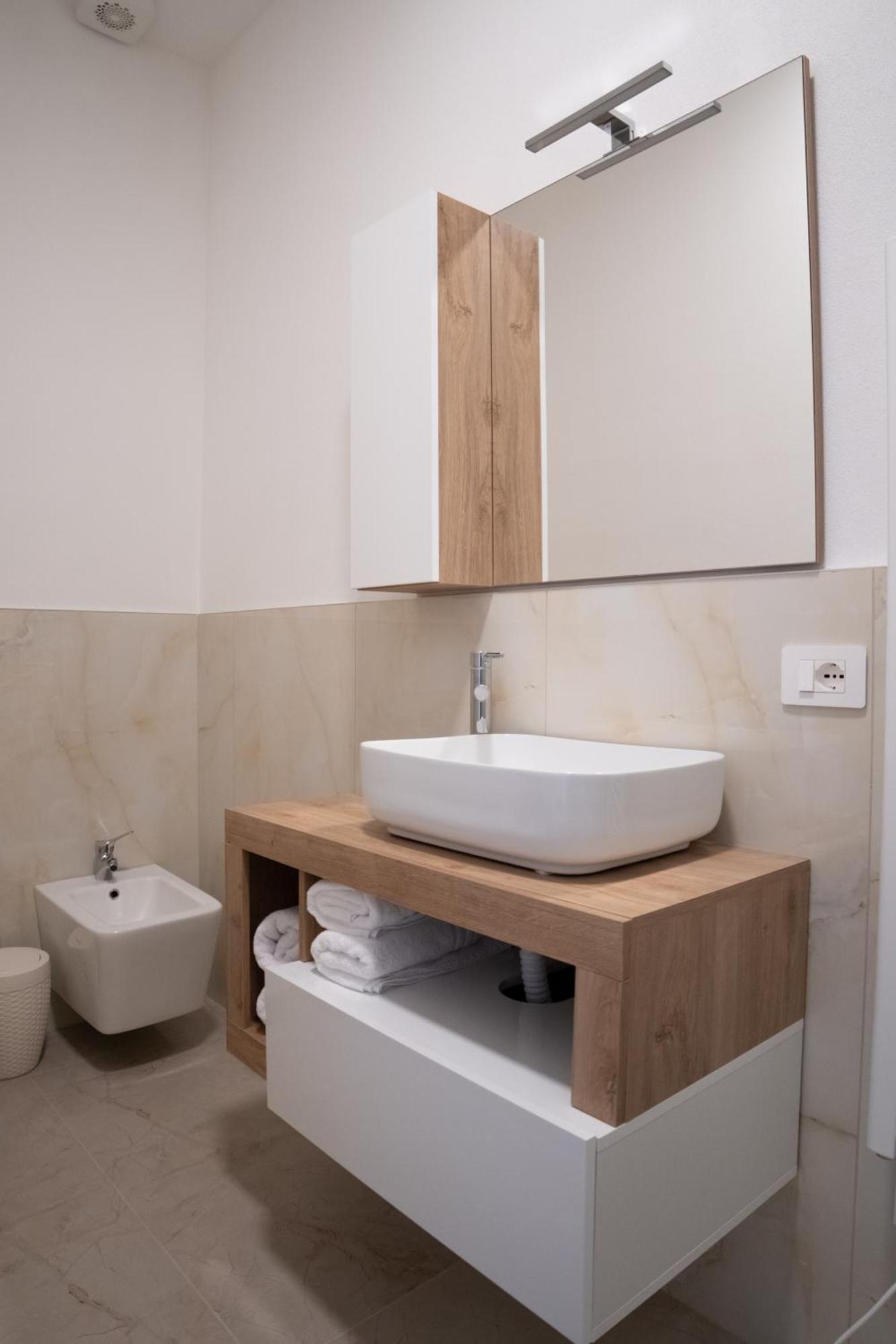 Casa Vacanze Aria Leggiuno Экстерьер фото
